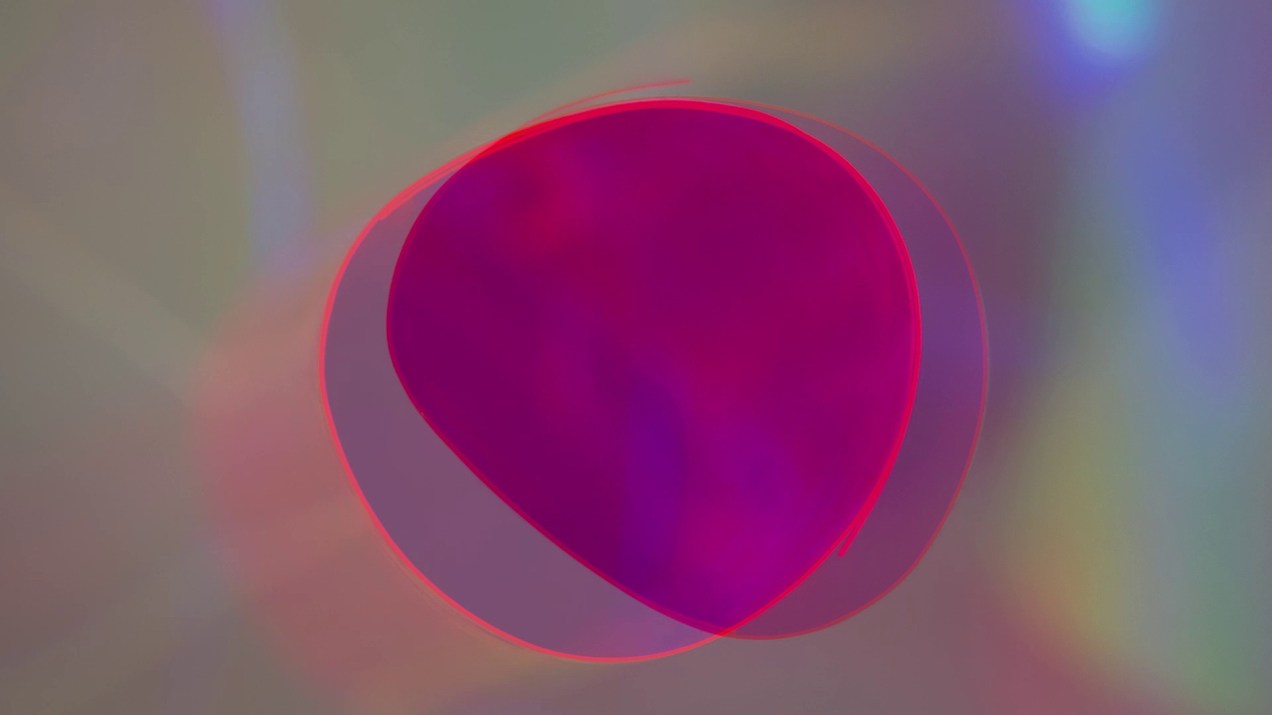 Linda Loh Deep Pink HD video still 2018